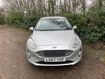 Used Ford Fiesta 2017 for sale - 77174644: Photo