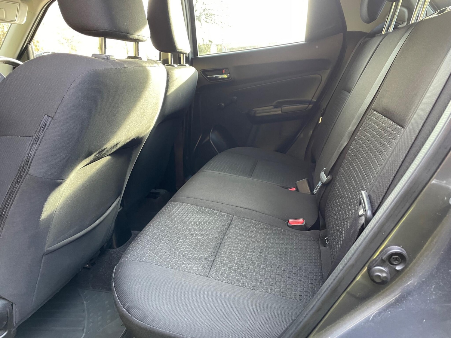 Used Suzuki Swift 2018 for sale - 76823763: Photo 19