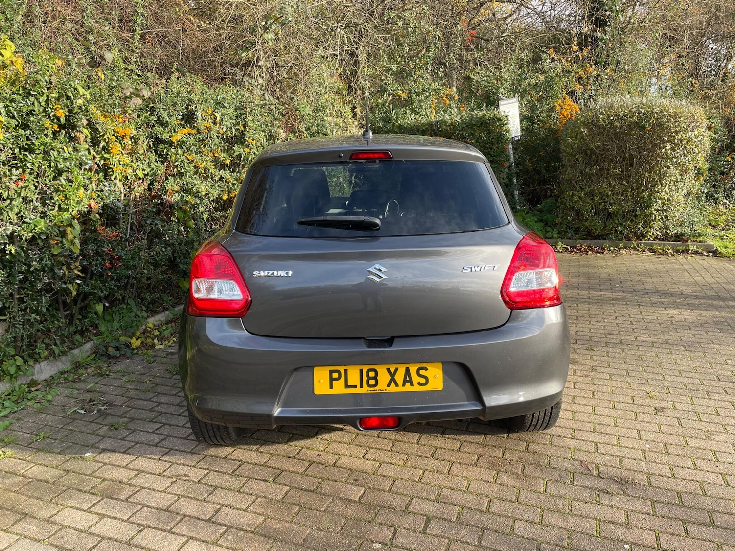 Used Suzuki Swift 2018 for sale - 76823763: Photo 33