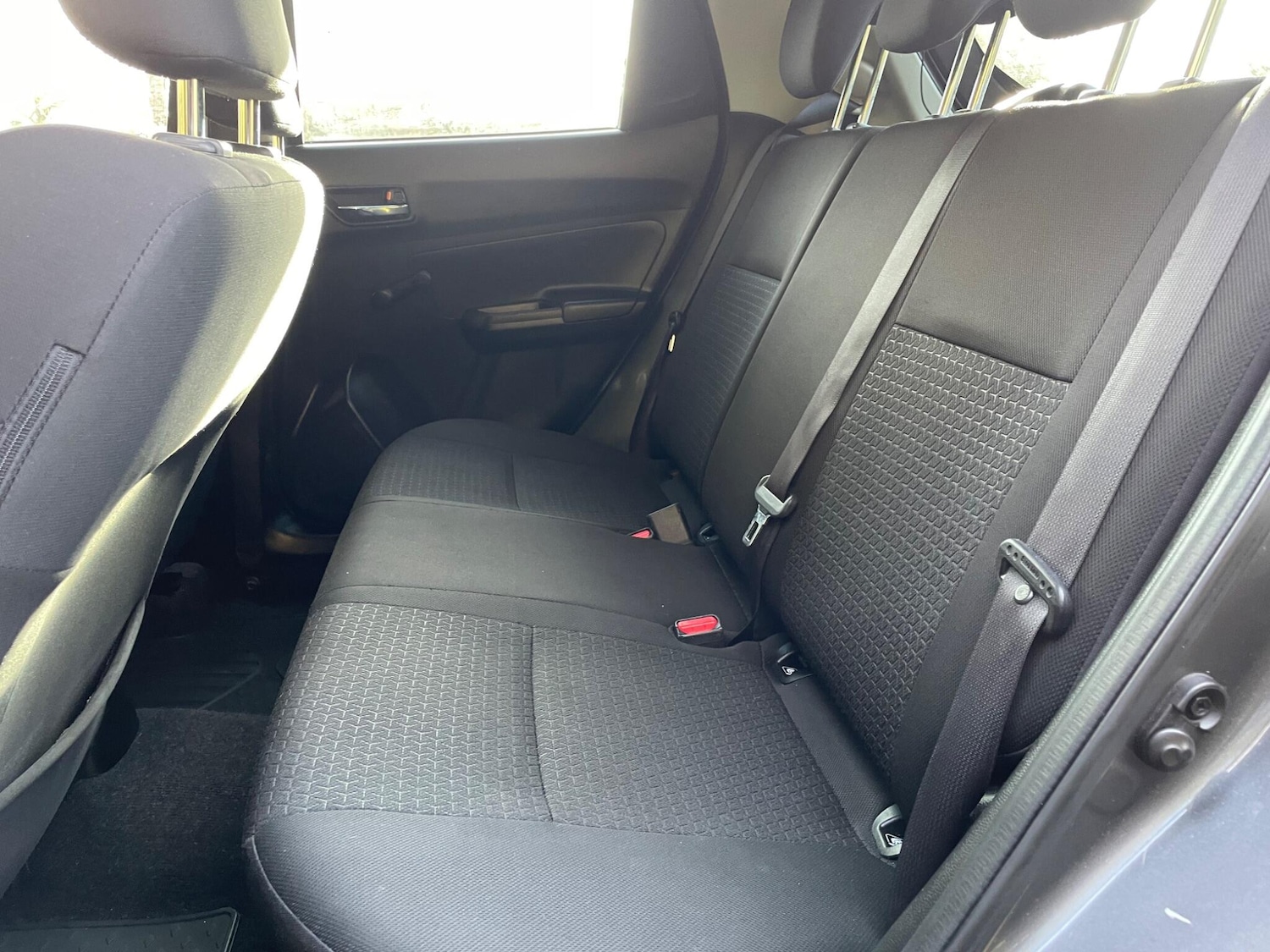 Used Suzuki Swift 2018 for sale - 76823763: Photo 39