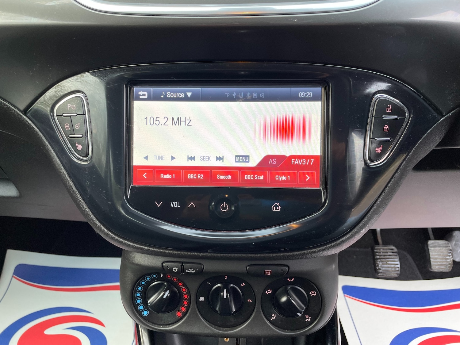 Used Vauxhall Corsa 2015 for sale - 76517635: Photo 16