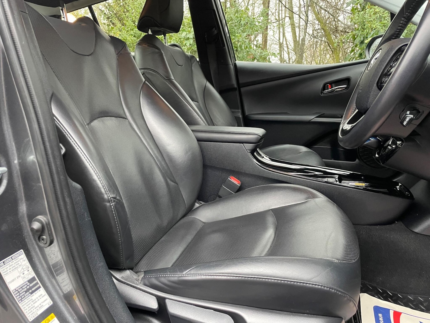 Used Toyota Prius 2020 for sale - 77144252: Photo 14