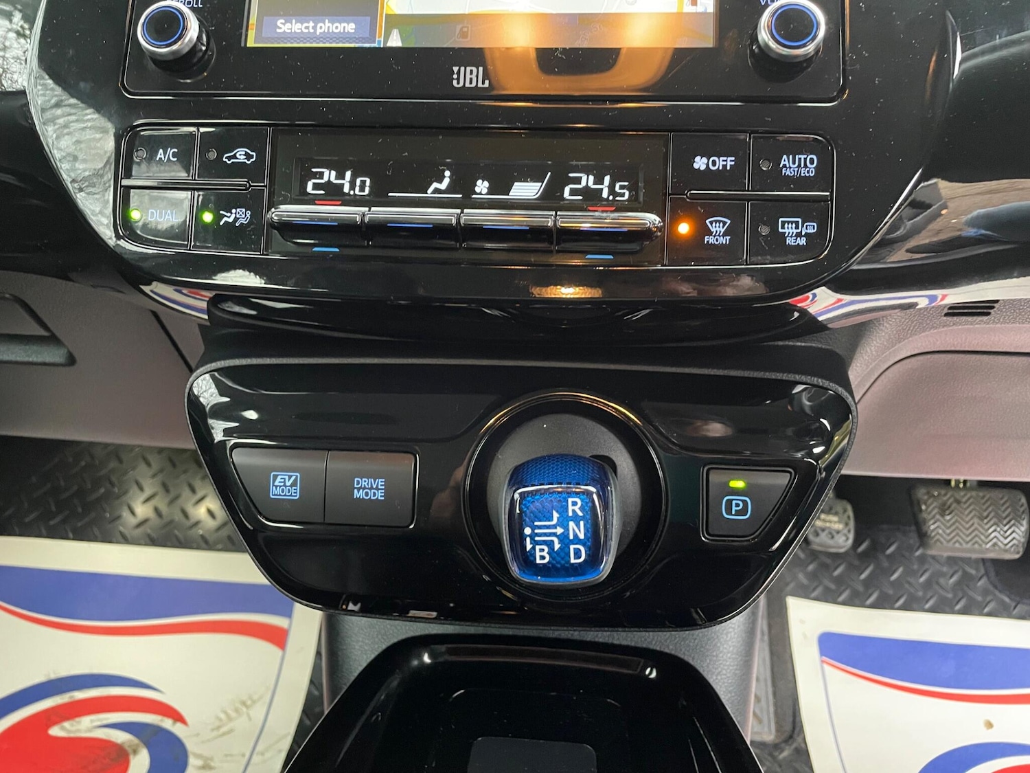 Used Toyota Prius 2020 for sale - 77144252: Photo 21