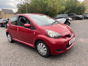 Used Toyota AYGO 2011 for sale - 76073231: Photo