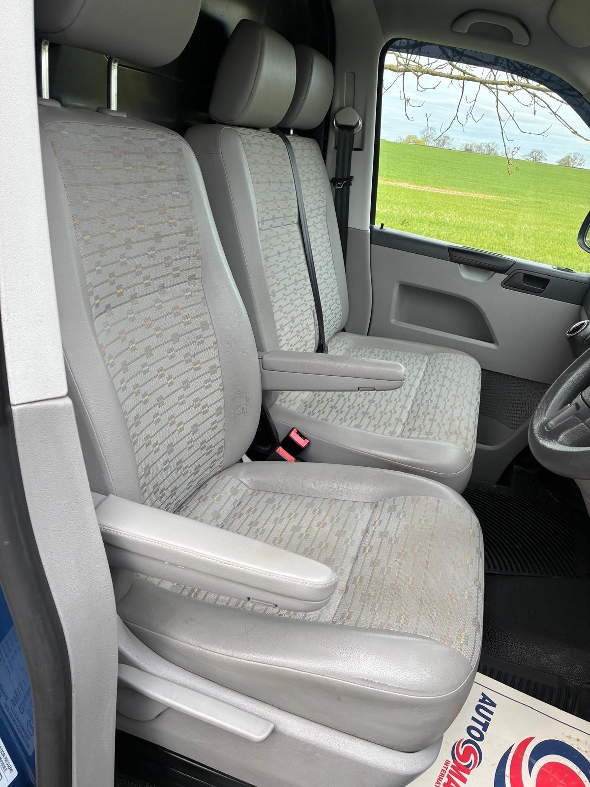 Used Volkswagen Transporter 2010 for sale - 78185556: Photo 4