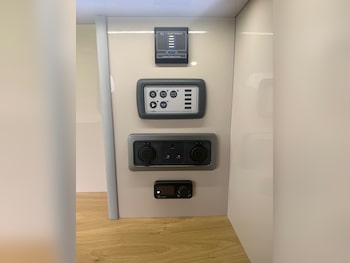 Used Volkswagen Transporter 2020 for sale - 78100840: Photo