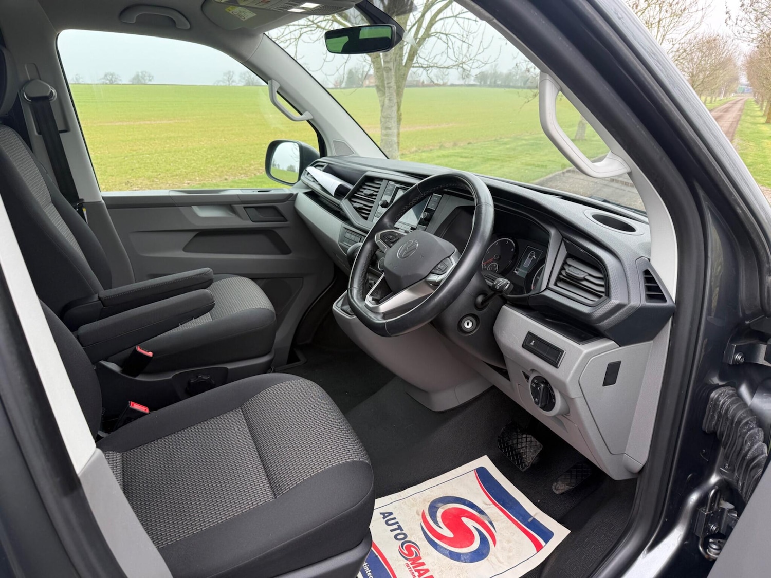 Used Volkswagen Transporter for sale - 77809155: Photo 3