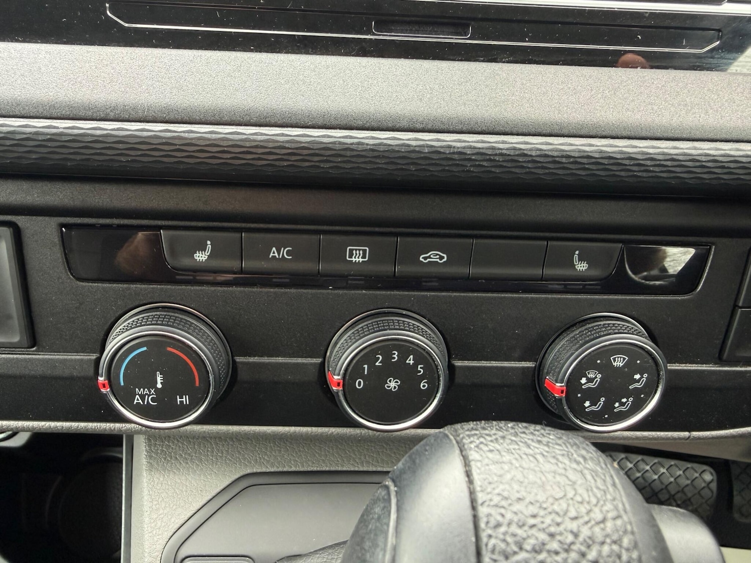 Used Volkswagen Transporter for sale - 77809155: Photo 7