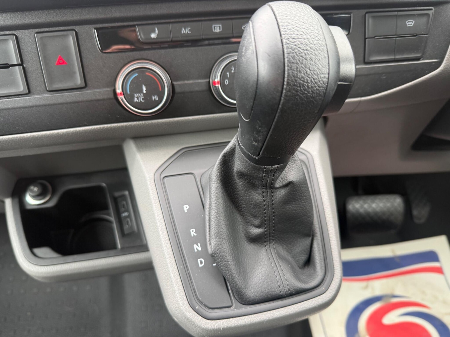 Used Volkswagen Transporter for sale - 77809155: Photo 8