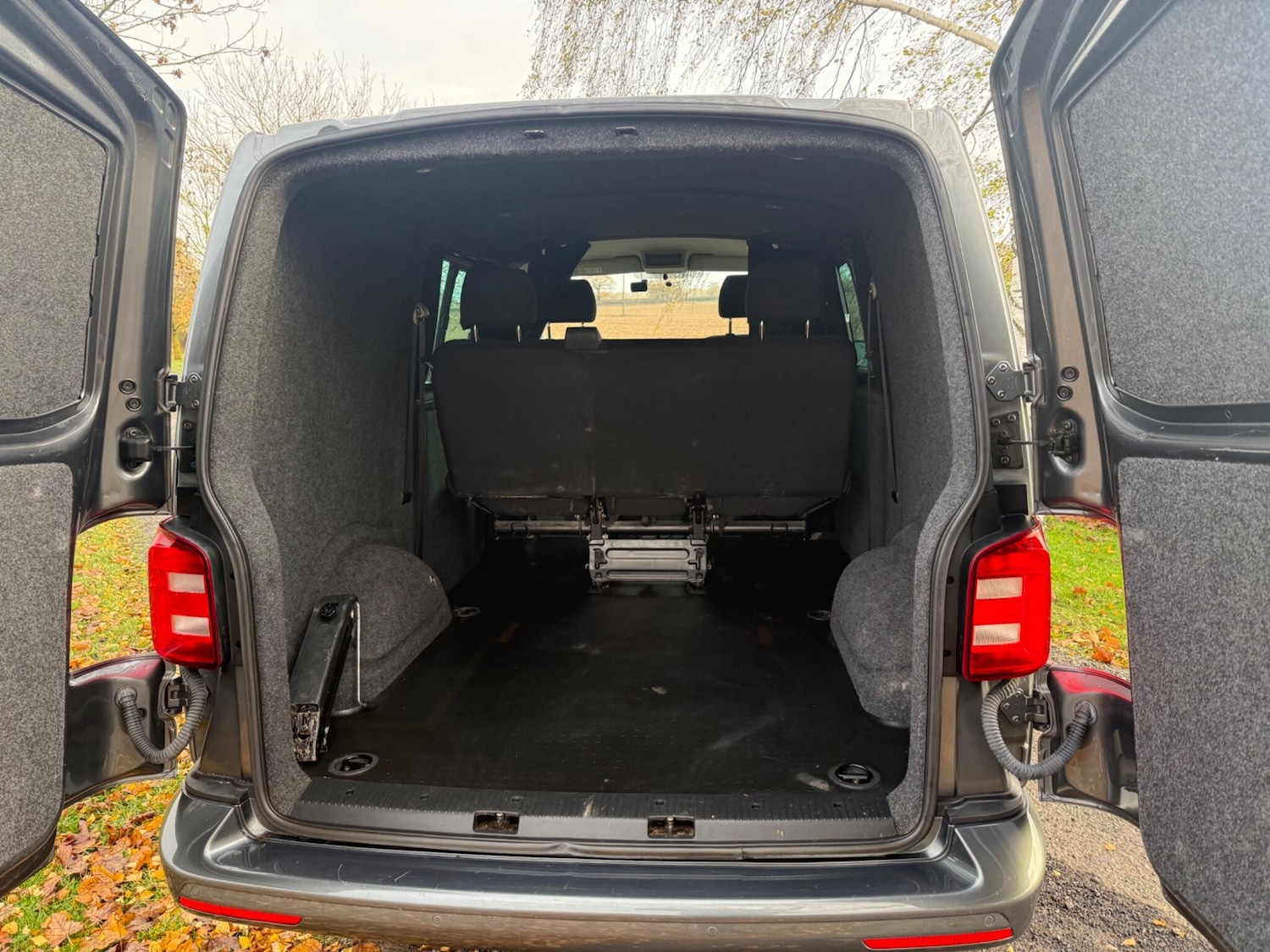 Used Volkswagen Transporter 2017 for sale - 77658751: Photo 7