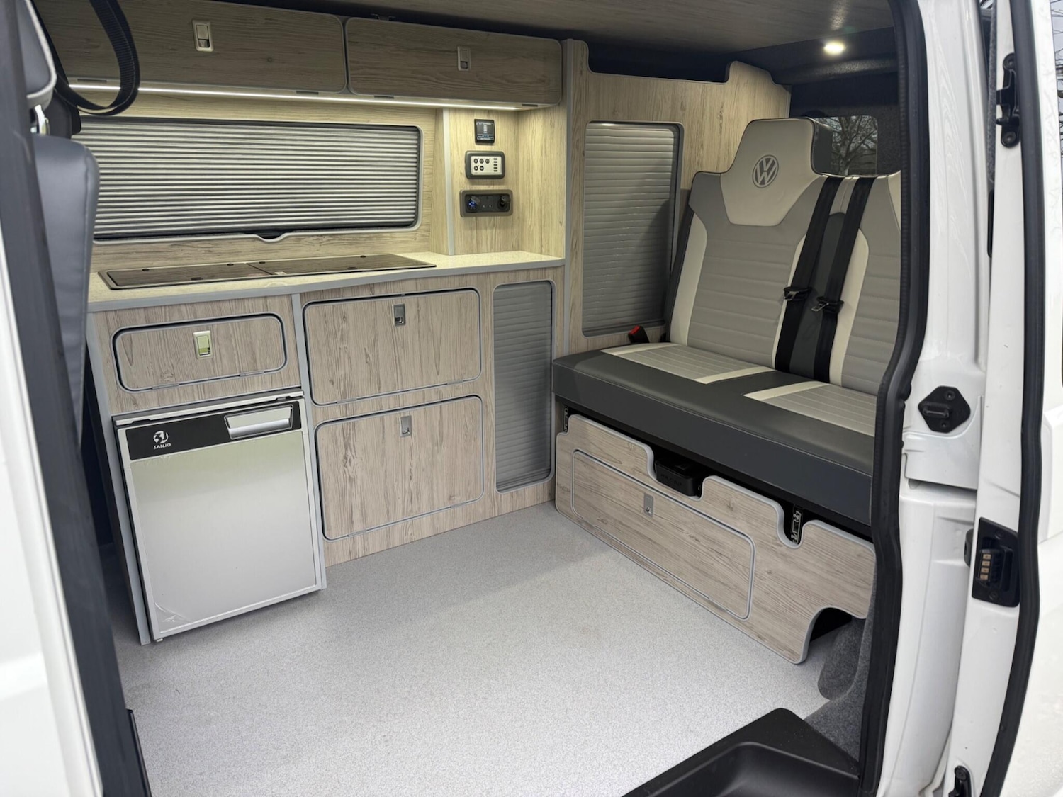 Used Volkswagen Transporter 2021 for sale - 77659142: Photo 2