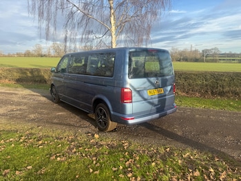 Used Volkswagen Transporter Shuttle 2017 for sale - 77658495: Photo