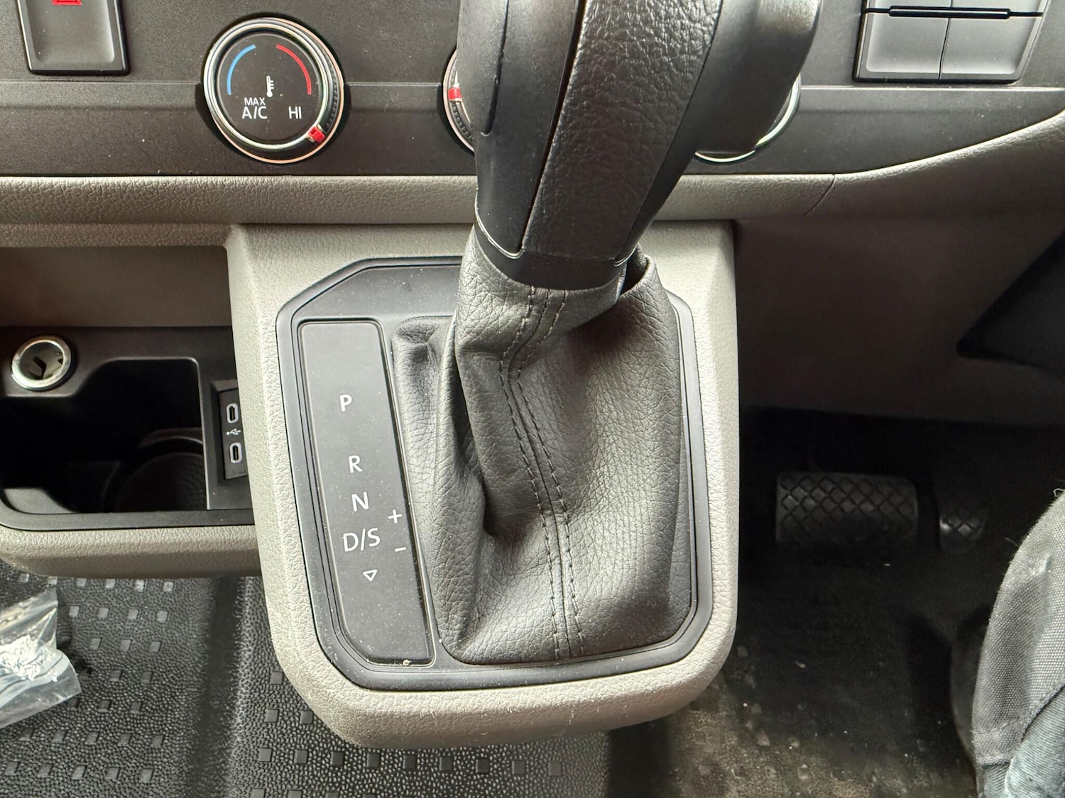 Used Volkswagen Transporter 2020 for sale - 77658984: Photo 3