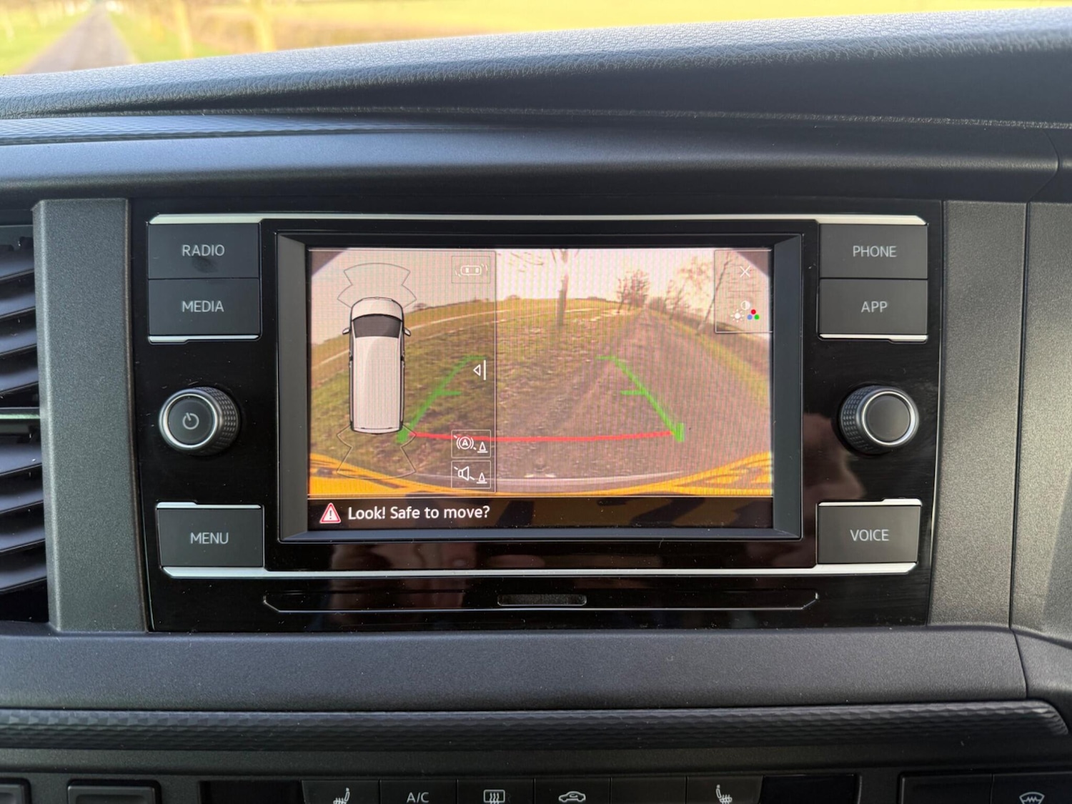 Used Volkswagen Transporter 2021 for sale - 77658919: Photo 12