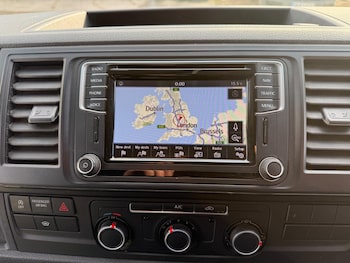 Used Volkswagen Transporter 2016 for sale - 77670639: Photo