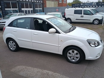 Used Kia Rio 2010 for sale - 76245238: Photo 2