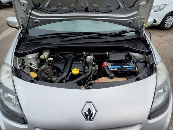 Used Renault Clio 2012 for sale - 74483799: Photo 10