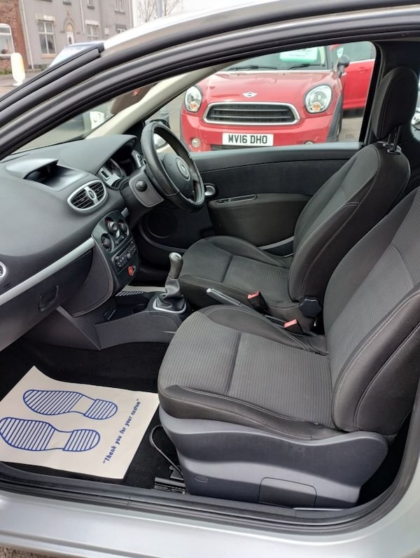 Used Renault Clio 2012 for sale - 74483799: Photo 12