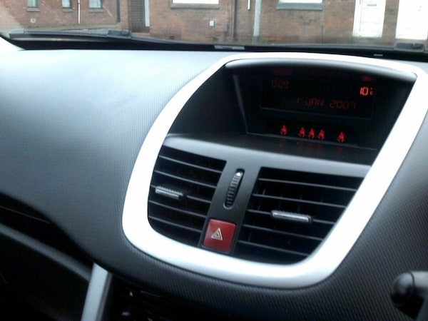 Used Peugeot 207 2012 for sale - 73268705: Photo 18
