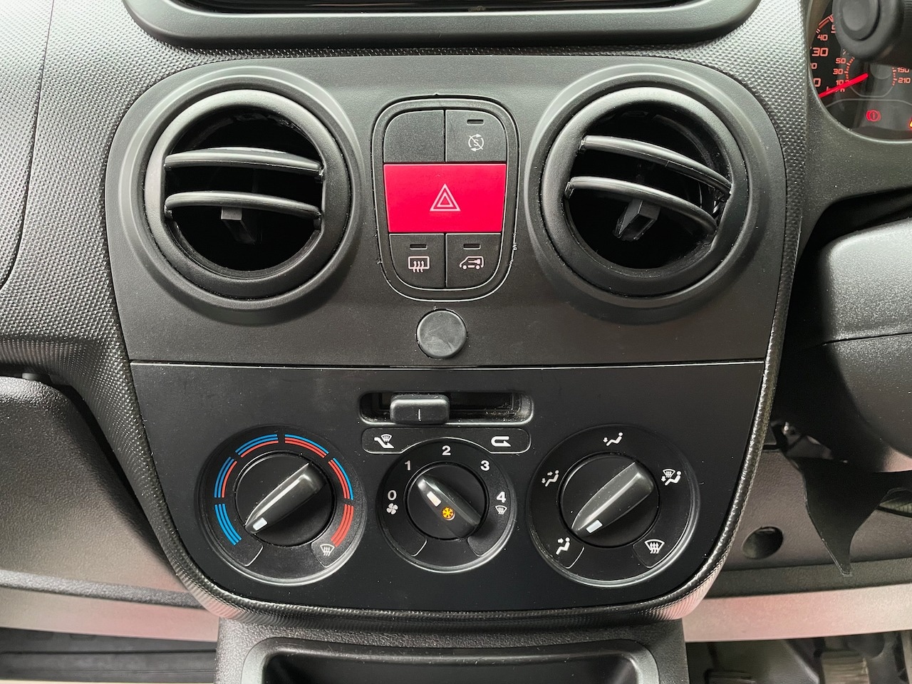 Used Fiat Fiorino 2022 for sale - 74988059: Photo 17