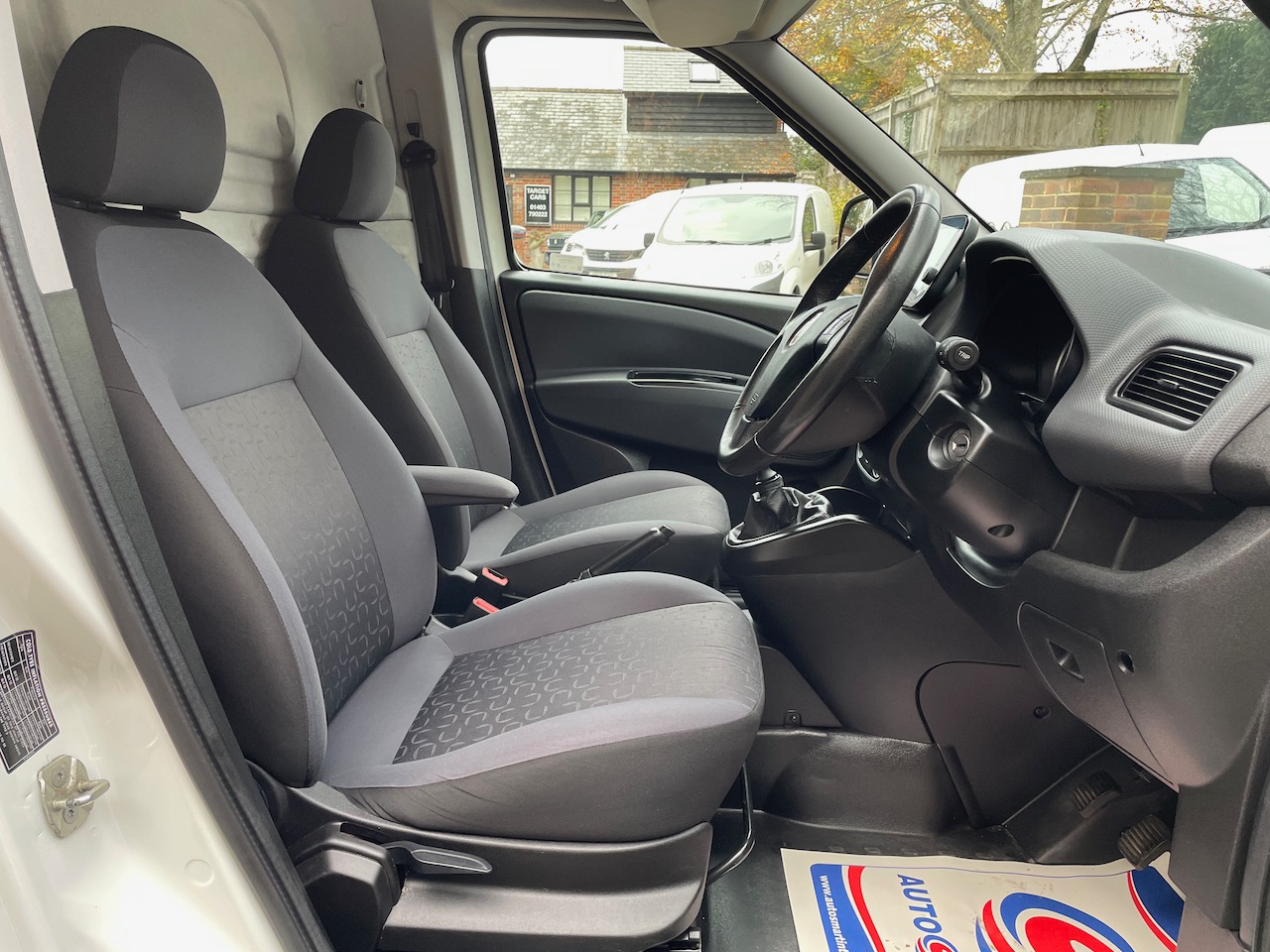 Used Fiat Doblo 2022 for sale - 76418608: Photo 12