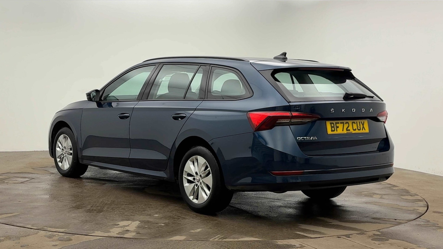 Used Skoda Octavia 2022 for sale - 77342829: Photo 2