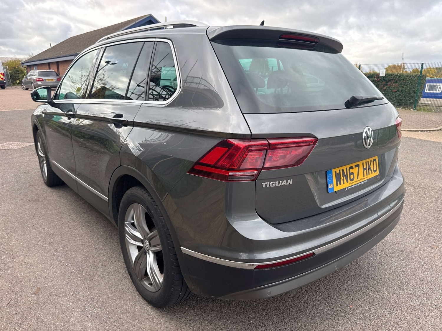 Used Volkswagen Tiguan 2017 for sale - 76664914: Photo 4