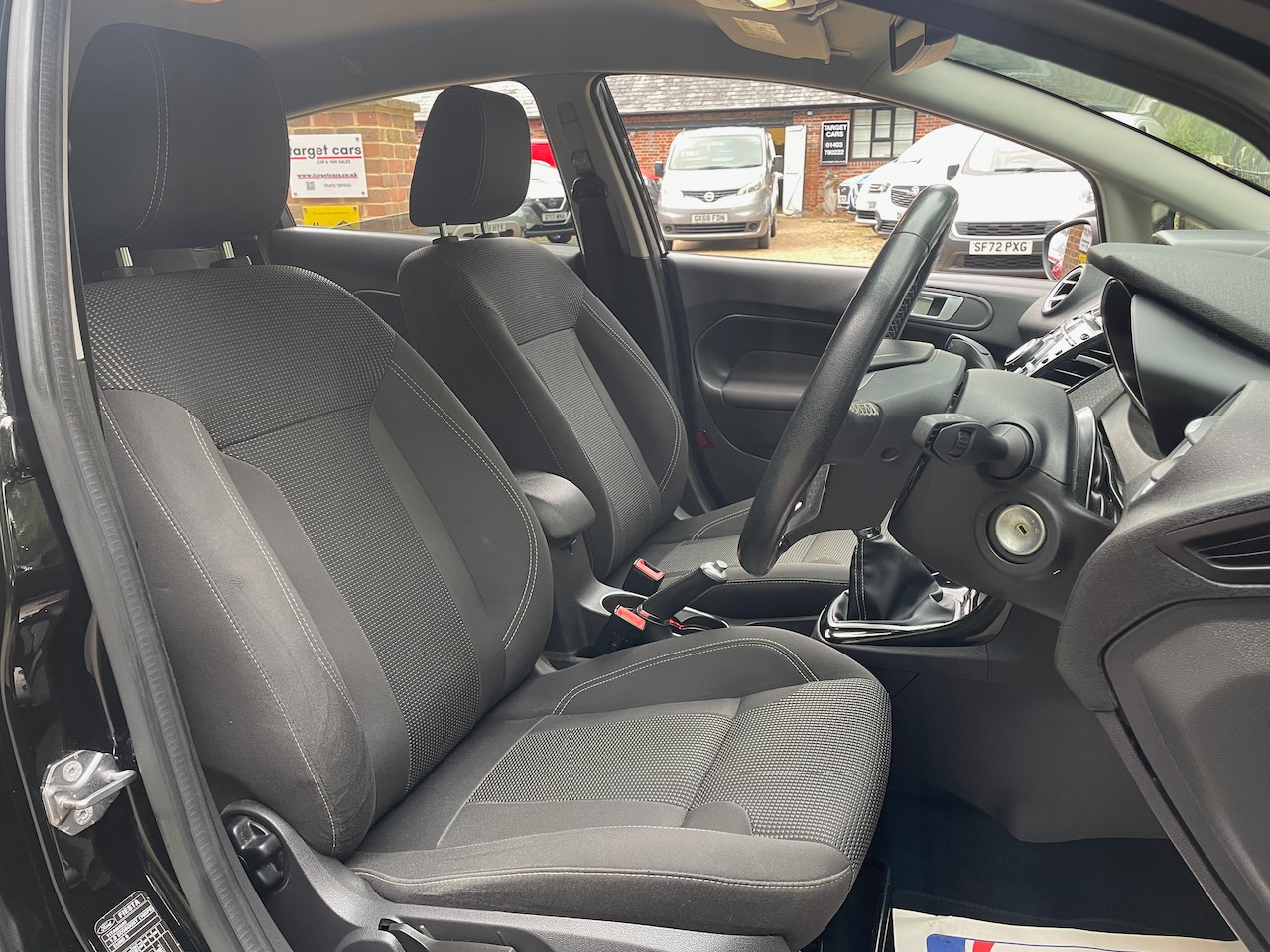 Used Ford Fiesta 2017 for sale - 75587424: Photo 10