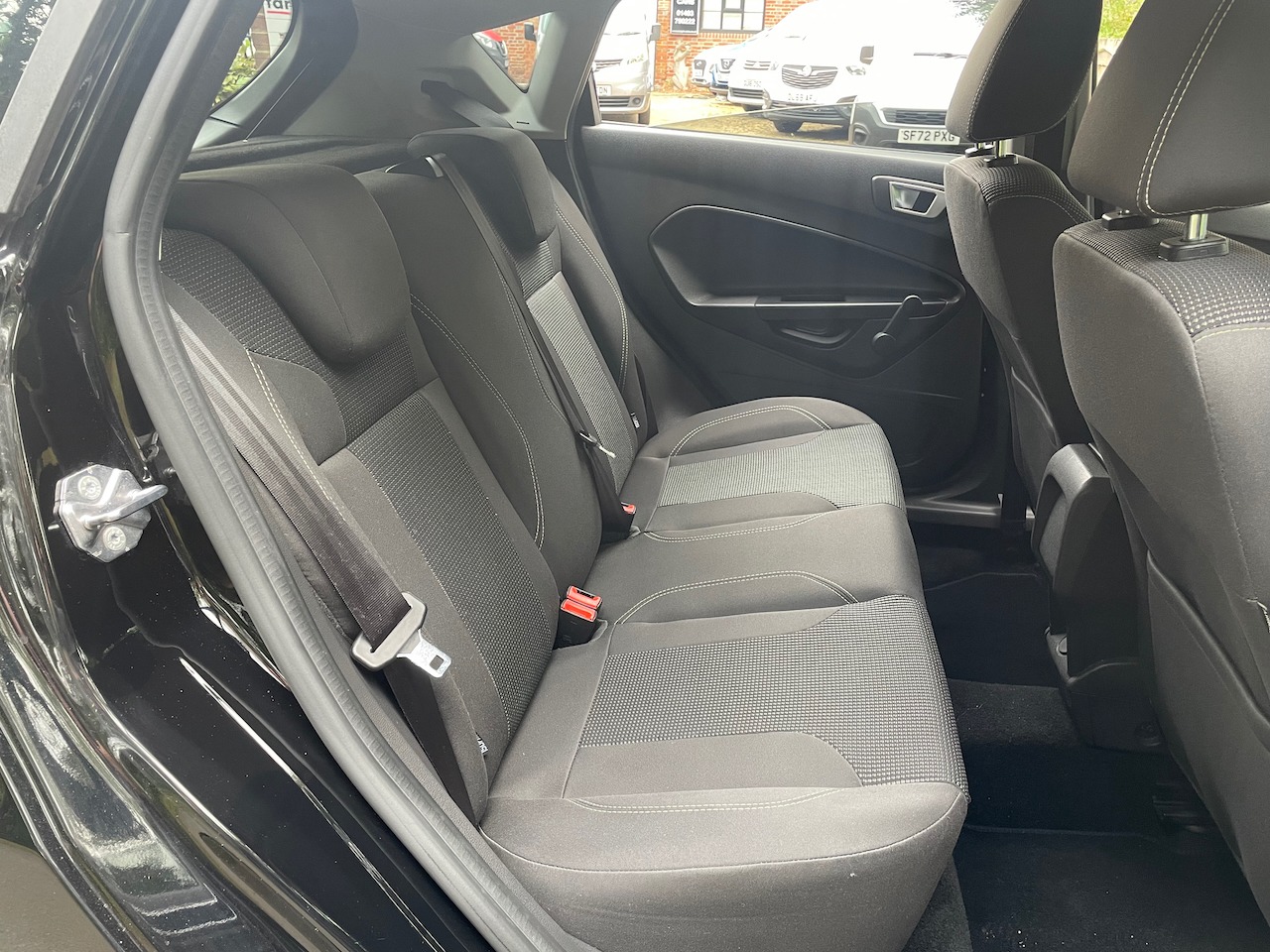 Used Ford Fiesta 2017 for sale - 75587424: Photo 11