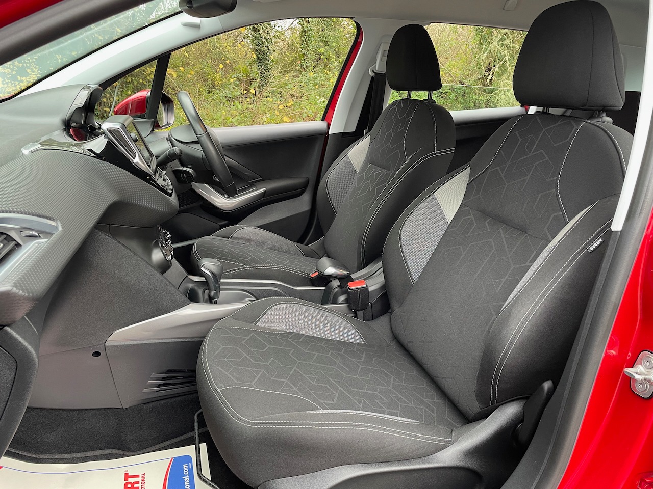 Used Peugeot 2008 2017 for sale - 76012011: Photo 10