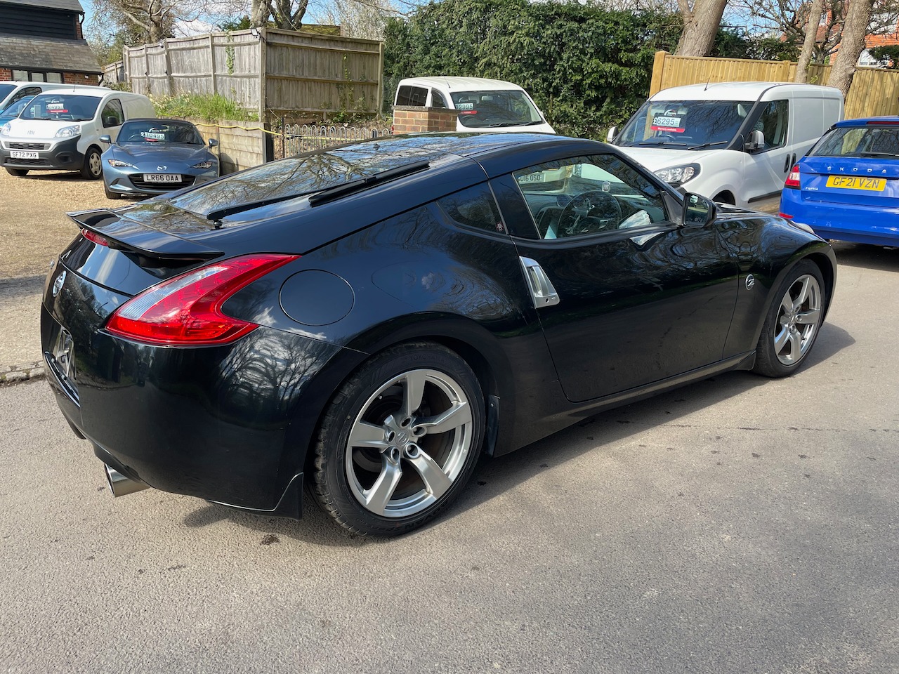 Used Nissan 370 Z 2009 for sale - 78141137: Photo 3