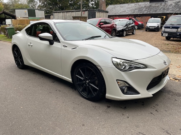 Used Toyota GT86 2014 for sale - 76237484: Photo 2