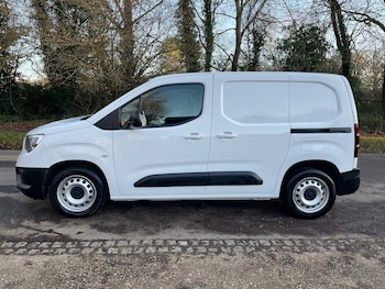 Used Vauxhall Combo 2019 for sale - 75995419: Photo 2