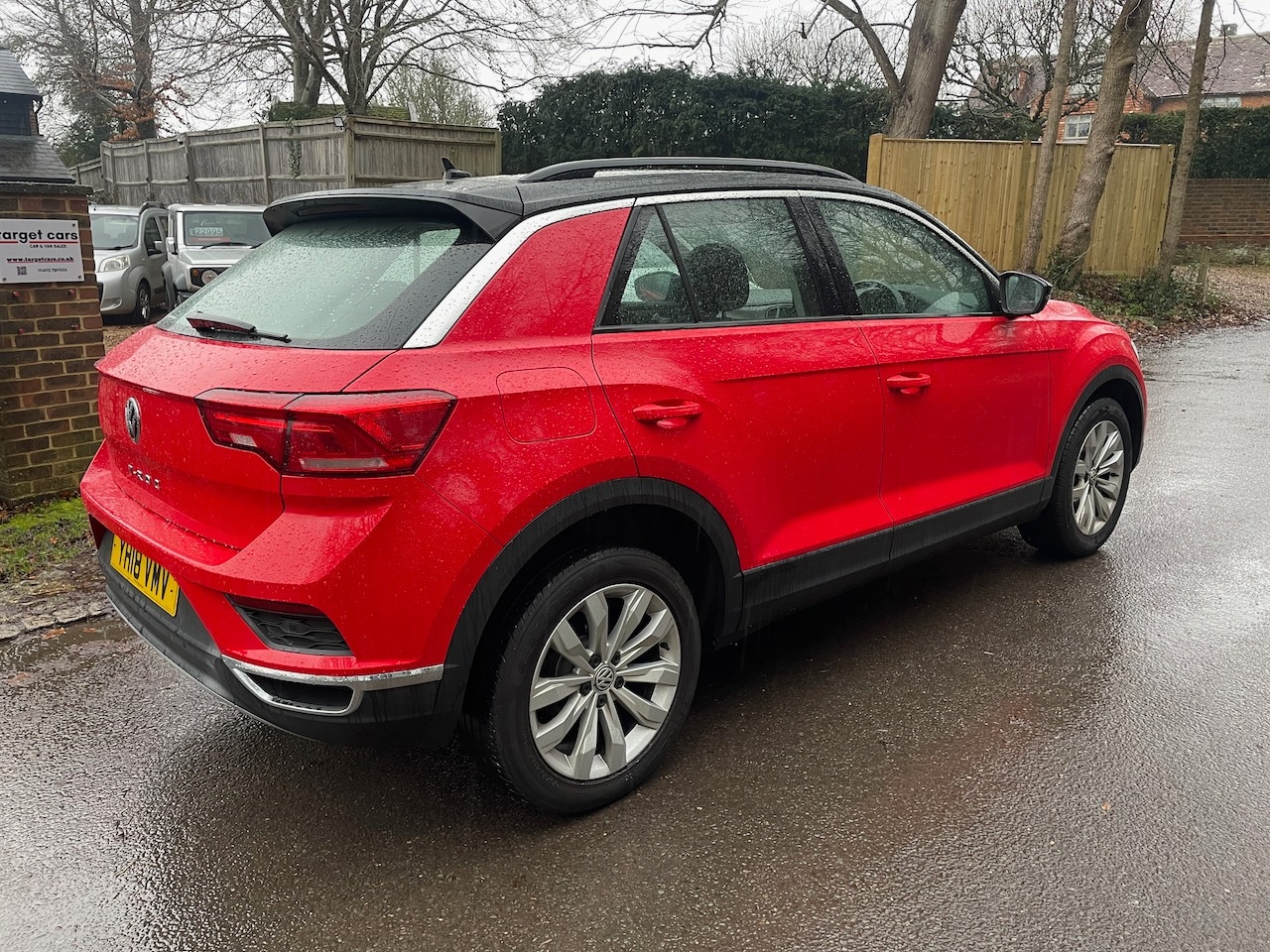 Used Volkswagen T-Roc 2018 for sale - 77113344: Photo 3