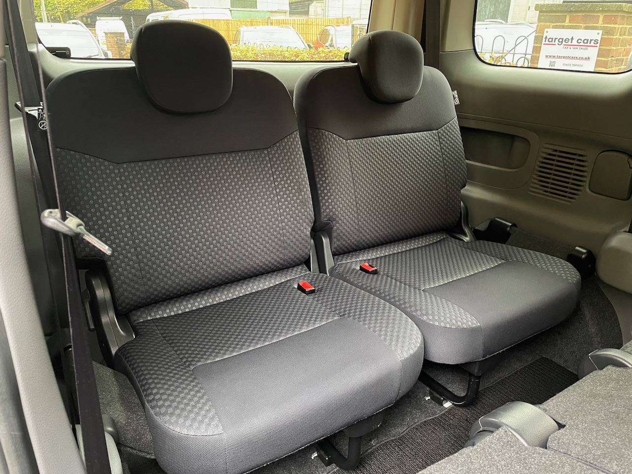 Used Mitsubishi Delica 2023 for sale - 76498420: Photo 14