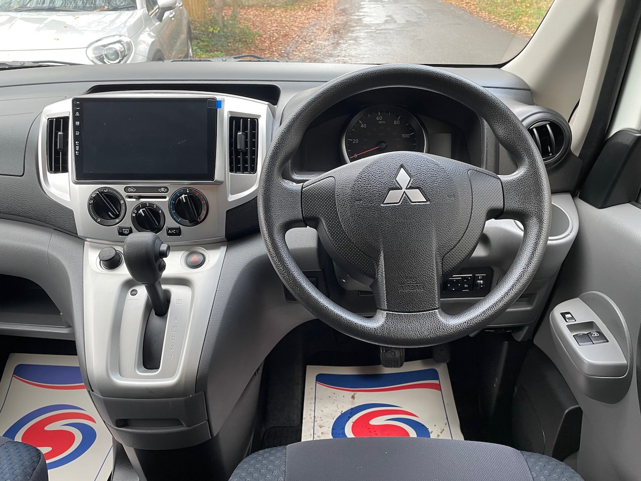 Used Mitsubishi Delica 2023 for sale - 76498420: Photo 20