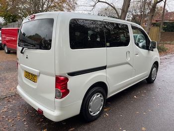 Used Mitsubishi Delica undefined for sale - 76498420: Photo
