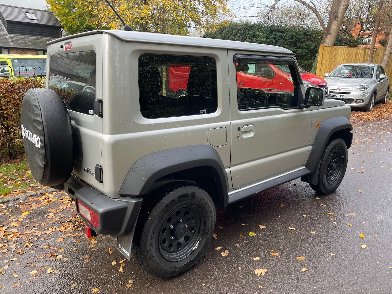 Used Suzuki Jimny 2022 for sale - 76436679: Photo 2
