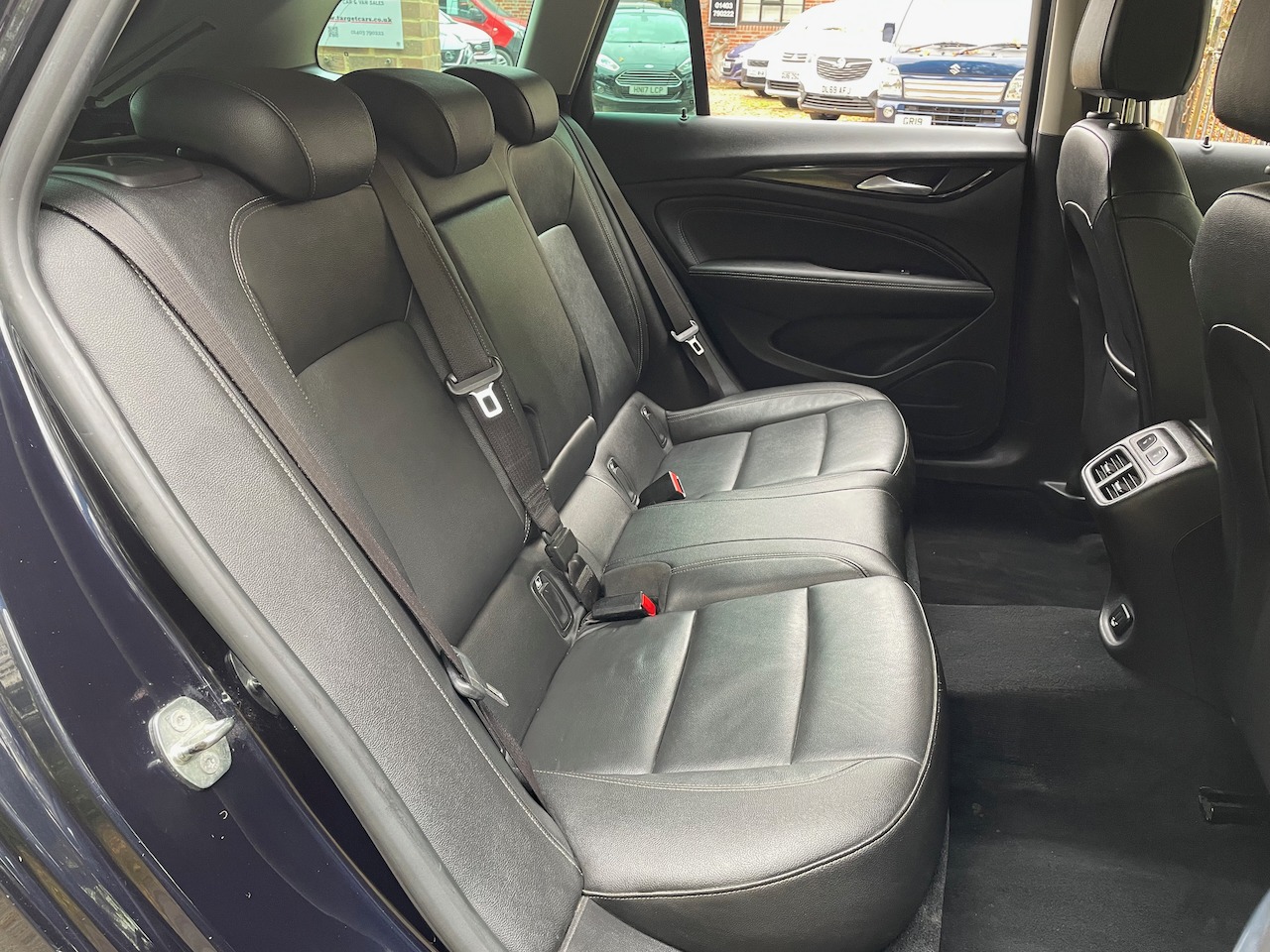 Used Vauxhall Insignia 2017 for sale - 76143616: Photo 11