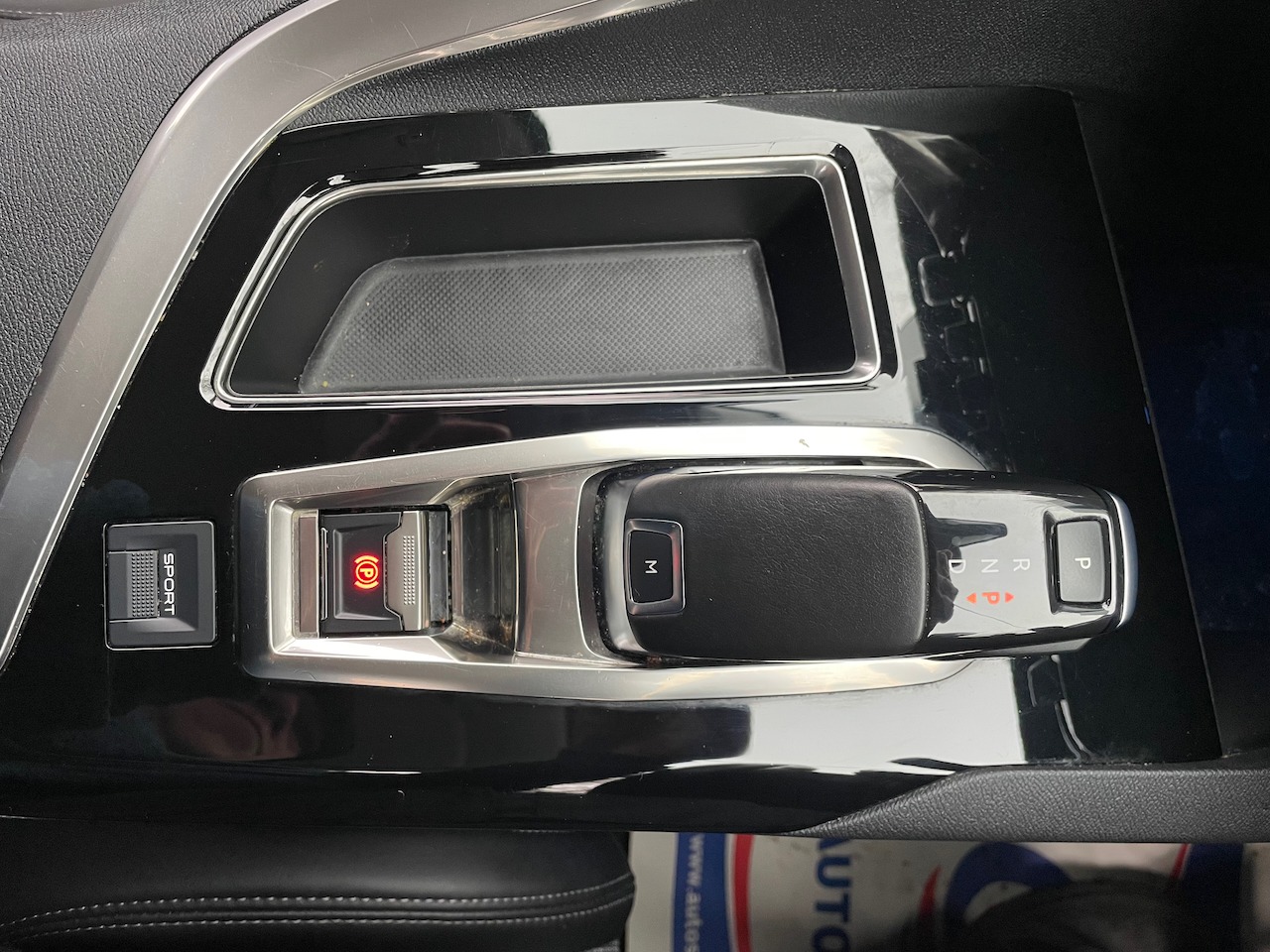 Used Peugeot 3008 2018 for sale - 77046450: Photo 29