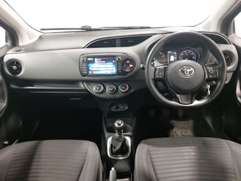 Used Toyota Yaris 2019 for sale - 78634152: Photo