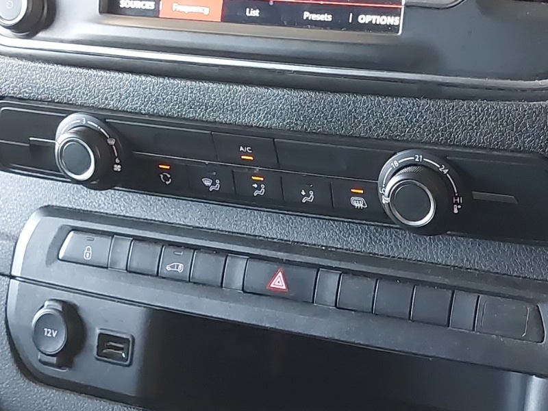 Used Citroen Dispatch 2023 for sale - 76963917: Photo 13