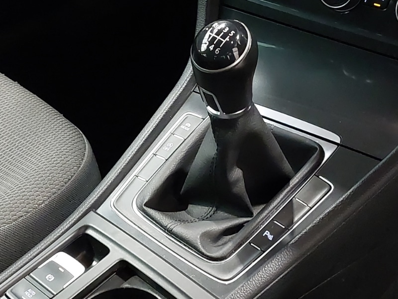 Used Volkswagen Golf 2020 for sale - 76629356: Photo 17