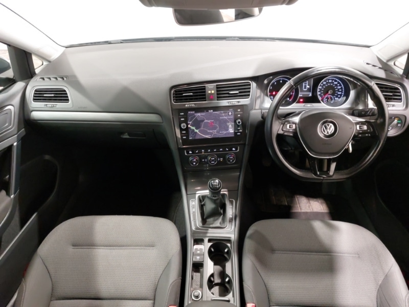 Used Volkswagen Golf 2020 for sale - 76629356: Photo 2