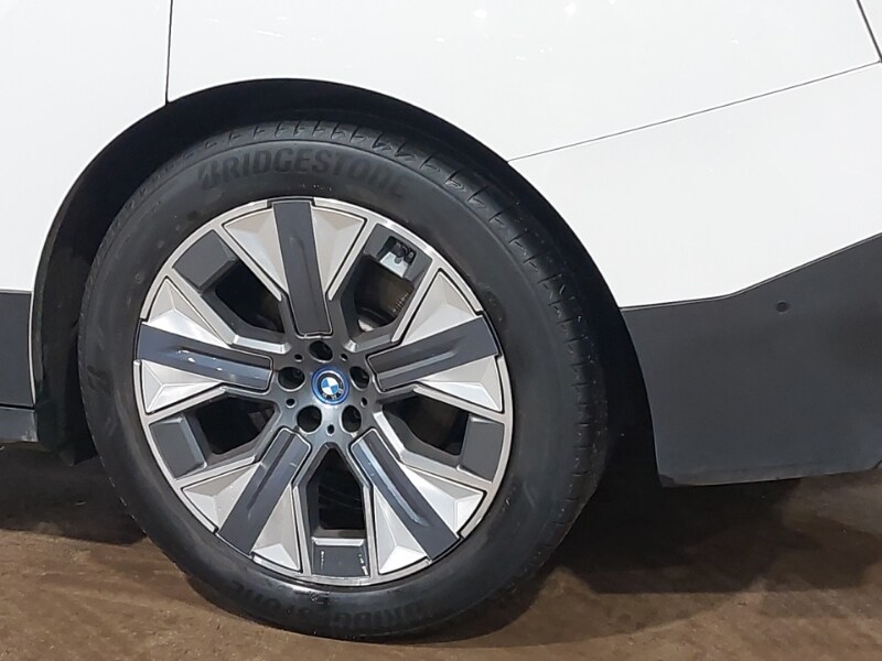 Used BMW iX 2022 for sale - 77947555: Photo 14