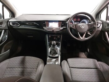 Used Vauxhall Astra 2018 for sale - 77790497: Photo