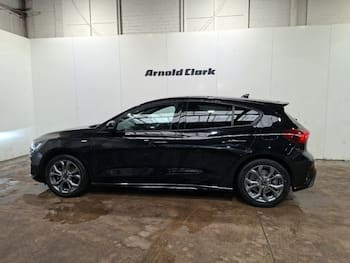 Used Ford Focus 2023 for sale - 79704307: Photo