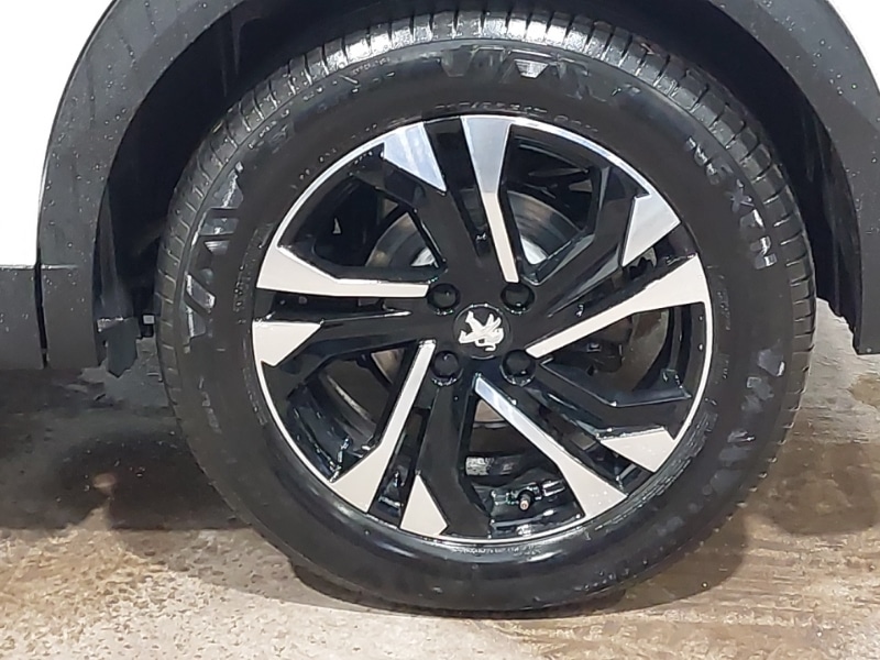 Used Peugeot 2008 2023 for sale - 77837957: Photo 13