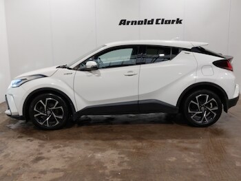 Used Toyota C-HR 2021 for sale - 77380174: Photo