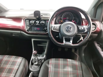 Used Volkswagen up! 2019 for sale - 78369352: Photo
